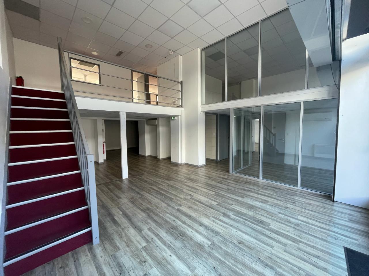 Bureau Lyon 1366m² Location bureau Lyon Rhône OLBUR2419020 5